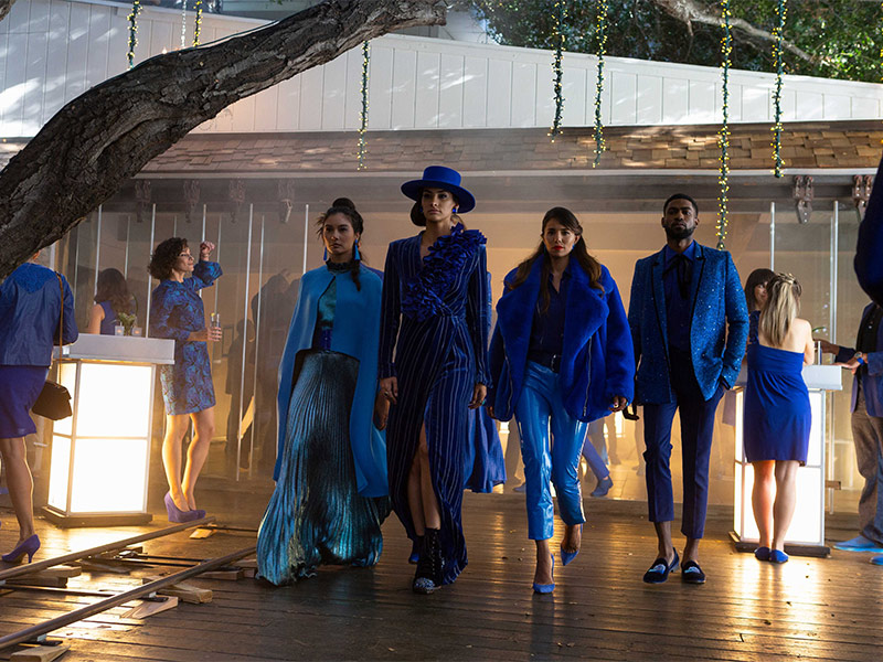 كاديلاك تطلق حملة "Crew Ready" الخاصة بسيارة XT6 الجديدة